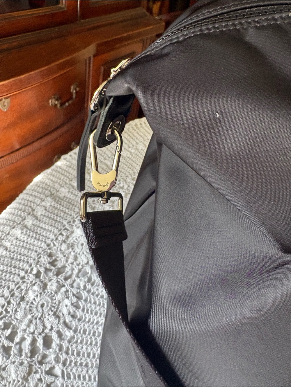 Longchamp Black Foldable Nylon Tote with Detachable Strap - Picture 8 of 9